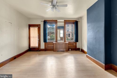 2041 Cumberland St, Philadelphia PA  19125-1313 exterior