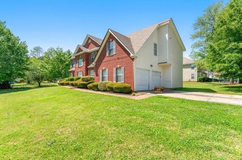 1535 Duren Farms Dr, Lithonia, GA 30058-3573
