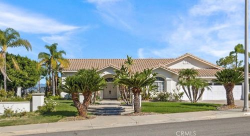 6528 Blackwood St, Riverside CA  92506-6240 exterior