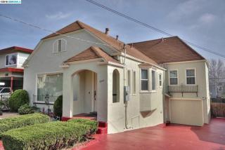 645 Adams St, Berkeley, CA 94706-1107
