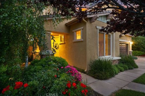 5988 Blossom Pl, Rancho Cucamonga, CA 91739-5962