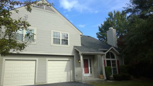 1019 Knollwood Dr, Palatine, IL 60067-2190