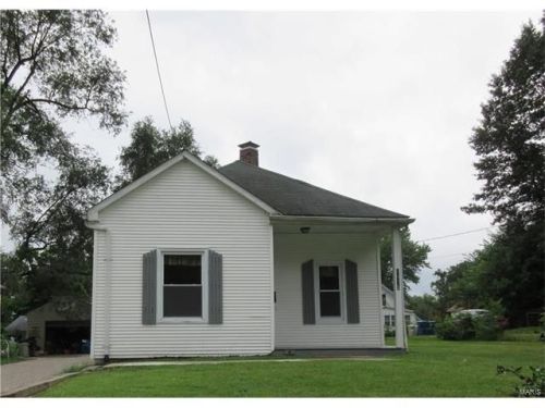 2923 Mayfield Ave, Alton, IL 62002-4037