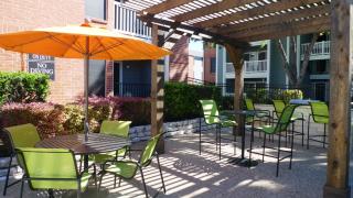 1930 Rundberg Ln, Austin TX  78758-5434 exterior