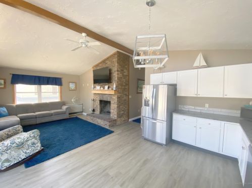 63 Ox Cart Ln, Wells, ME 04090-4338