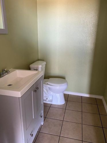 160 County Road 839, Angleton TX  77515-7683 exterior