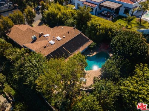 3451 Alginet Dr, Van Nuys, CA 91436-4123