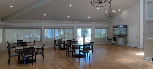 17251 Chestnut, Irvine CA  92612-2316 exterior