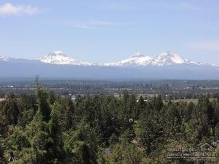 65535 93rd St, Bend, OR 97701-8943