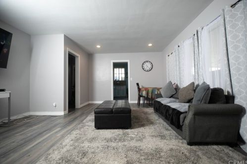 11428 Maxine St, Whittier, CA 90670-2421