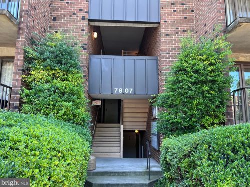 7807 Dassett Ct, Annandale, VA 22003-4865