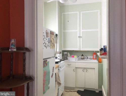 1114 Prince Edward St, Fredericksburg, VA 22401-3856