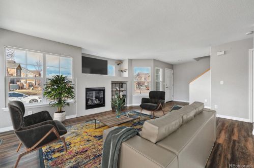 12818 Jasmine St, Denver, CO 80602-6927