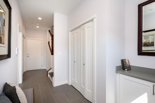 3233 Stewart Ave, Chicago IL  60616-2462 exterior