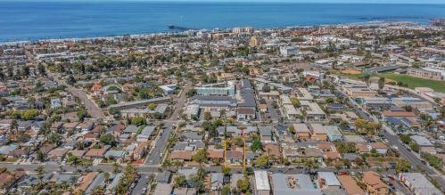 433 Garfield St, Oceanside, CA 92054-3308