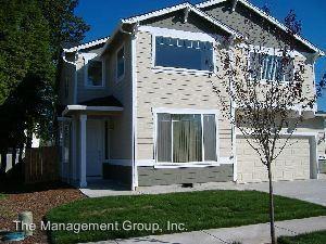 1129 9th Ave, Battle Ground, WA 98604-8468