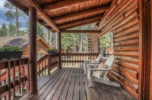 10691 Jeffrey Way, Truckee CA  96161-2518 exterior