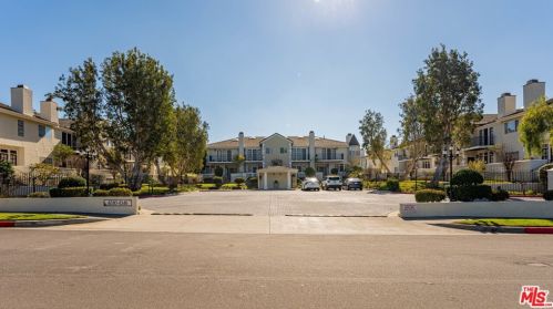 4264 Spencer St, Torrance, CA 90503-2444