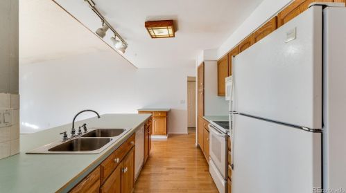 973 Joplin Way, Aurora CO 80015-1414 exterior