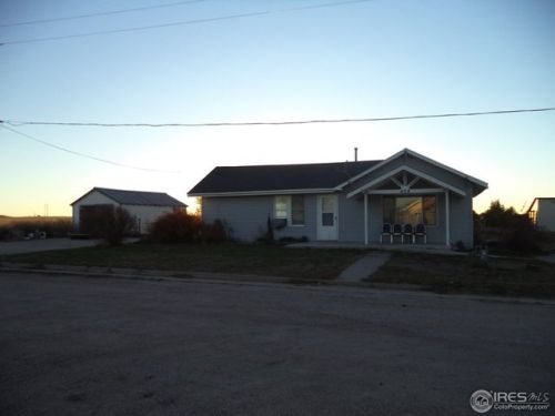 424 Lincoln Ave, Fleming, CO 80728-9505