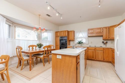 2873 Bainbridge Way, Atlanta GA  30339-4250 exterior