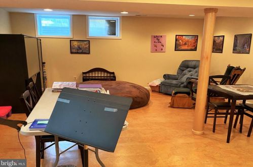 232 Lower Magothy Beach Rd, Severna Park MD  21146-2122 exterior