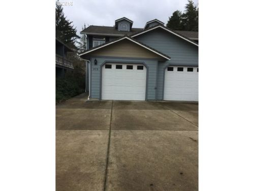 979 Jasper Ln, Florence, OR 97439-8419