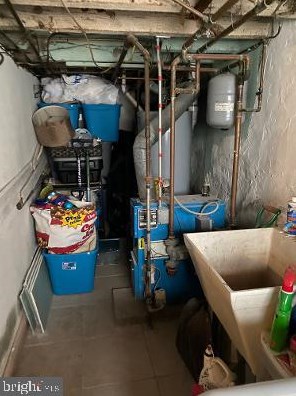 2613 13 St, Philadelphia PA  19133-1105 exterior