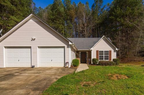 154 Pebblebrook Way, Temple, GA 30179-4096