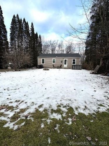 71 Bucks Hill Rd, Waterbury, CT 06704-1607