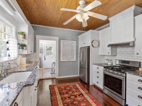 2237 6 Ave, Fort Worth TX  76110-1807 exterior