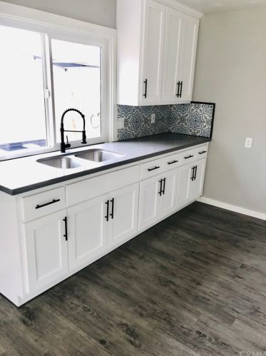 240 Church Ave, Rialto, CA 92376-5572