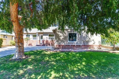 251 Chinchilla St, La Habra, CA 90631-5328