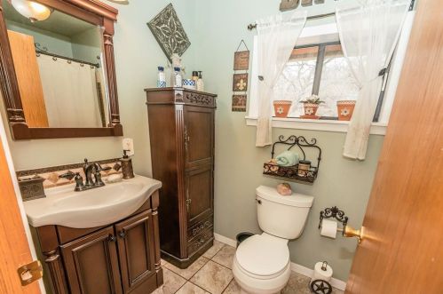 244 Nocona Dr, Nocona TX 76255-9264 exterior