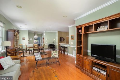 259 Meadowlark Dr, Trenton NJ  08690-3578 exterior