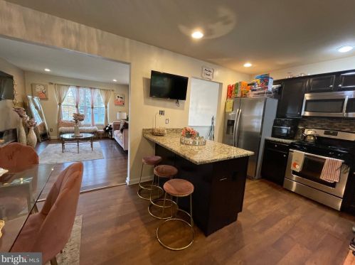 4331 Cooper Ave, Camden NJ exterior