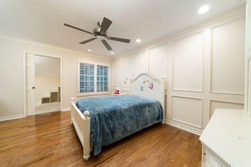 3561 Windspun Dr, Huntington Beach CA  92649-2027 exterior