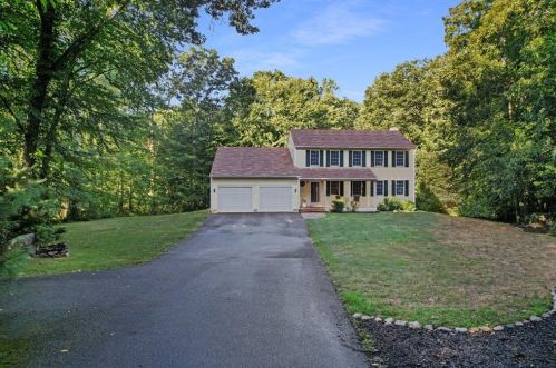 25 Stone Bridge Way, Richmond, RI 02832-1283