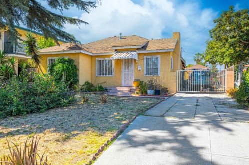 913 Maple St, Glendale CA  91205-1828 exterior