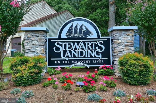 255 Baskerville Ct, Severna Park MD 21146-2125 exterior