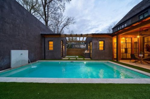 150 Huntington Rd, Atlanta GA  30309-1504 exterior