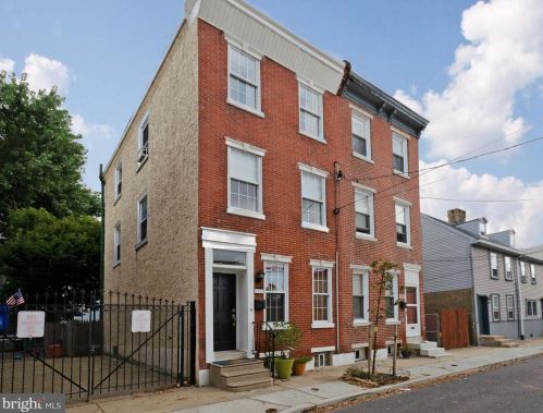 1317 Eyre St, Philadelphia PA  19125-3303 exterior