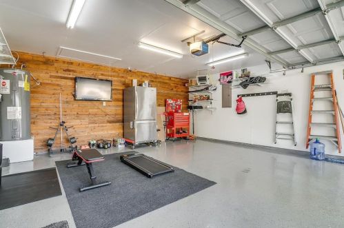 7105 Ashbourne Way, Fort Worth TX  76133-8924 exterior