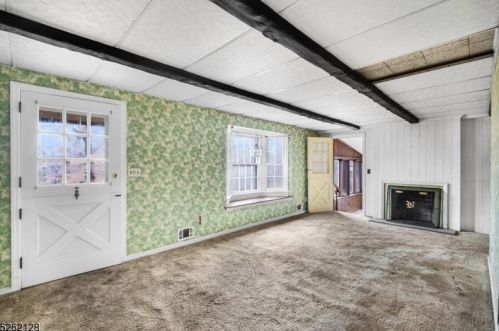1060 Elm Dr, Bridgewater, NJ 08807-1226