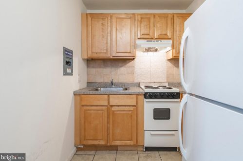 1711 Diamond St, Philadelphia PA  19121-2325 exterior