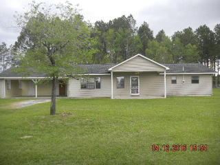 2260 Ternest Rd, Waycross, GA 31503-9768