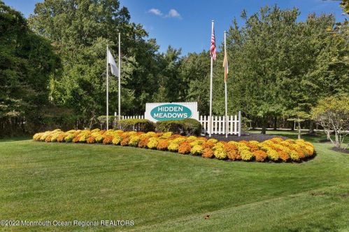 379 Daniele Dr, Tinton Falls, NJ 07712-7906