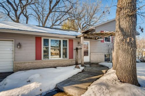 13843 Garrett Ave, Saint Paul MN  55124-7335 exterior