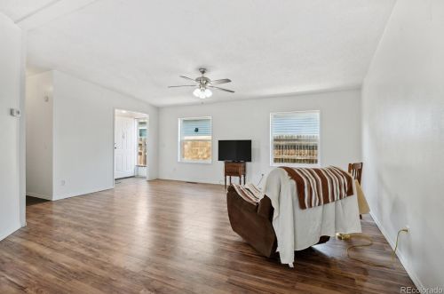 9057 Madeleine St, Denver CO  80260-5187 exterior