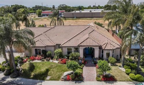 1202 San Jose Ave, Dos Palos, CA 93620-2152